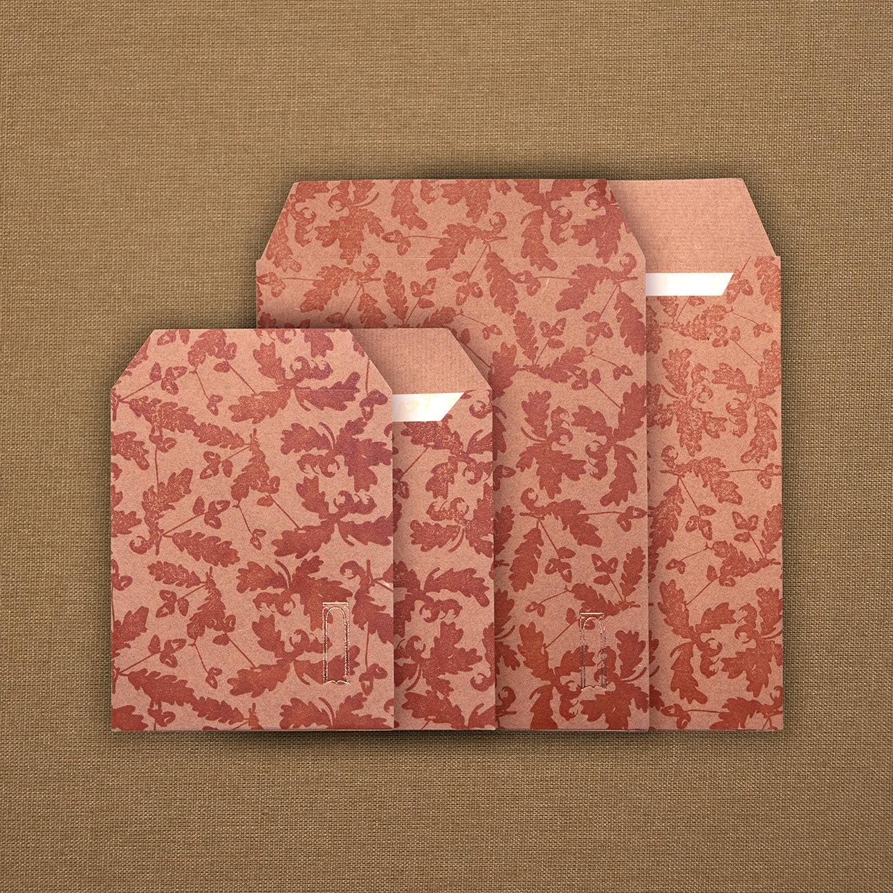 RED ENVELOPE/ENVELOPPE ROUGE